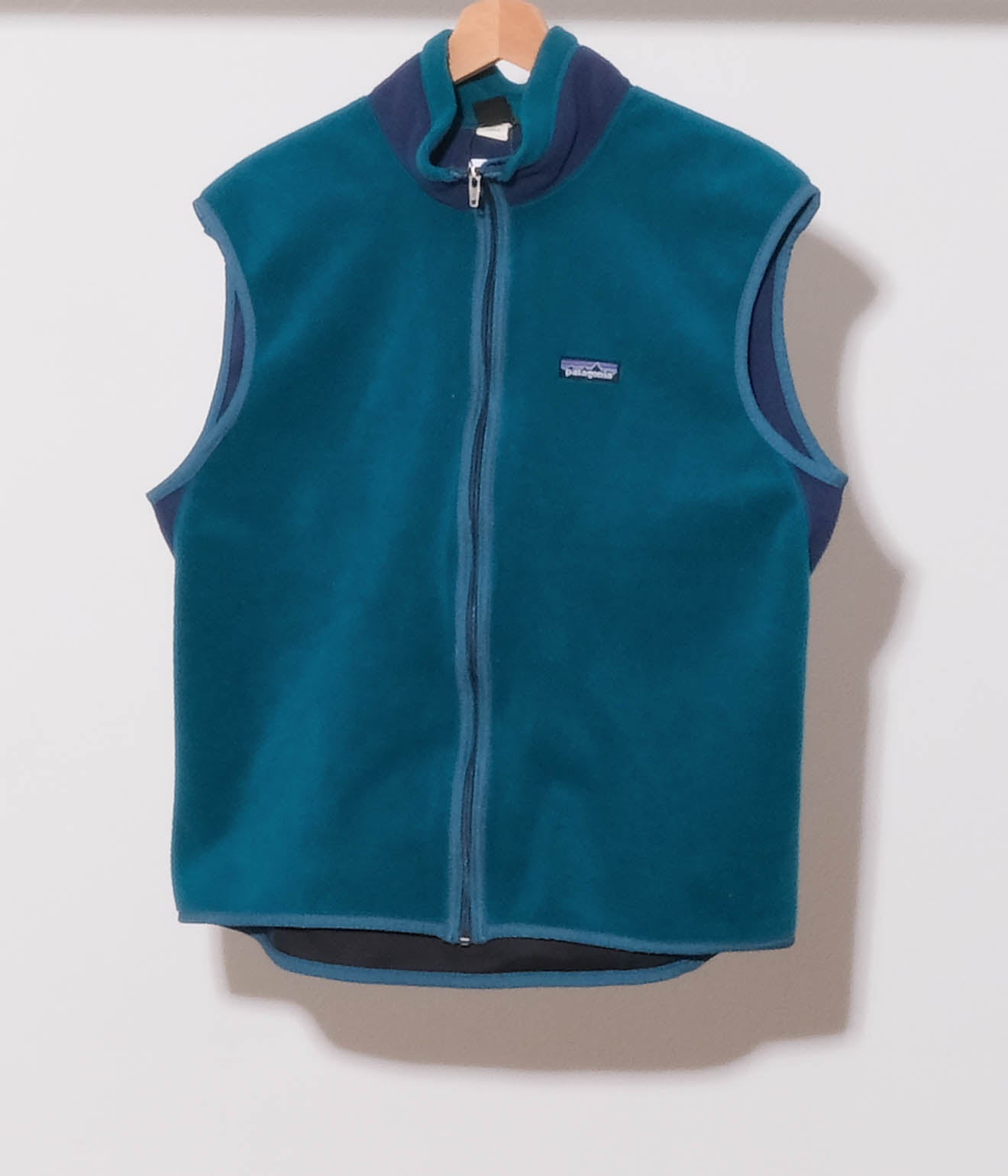 90's Patagonia PEF Flyer Vest (Green/Navy) – Lakewood Clothing
