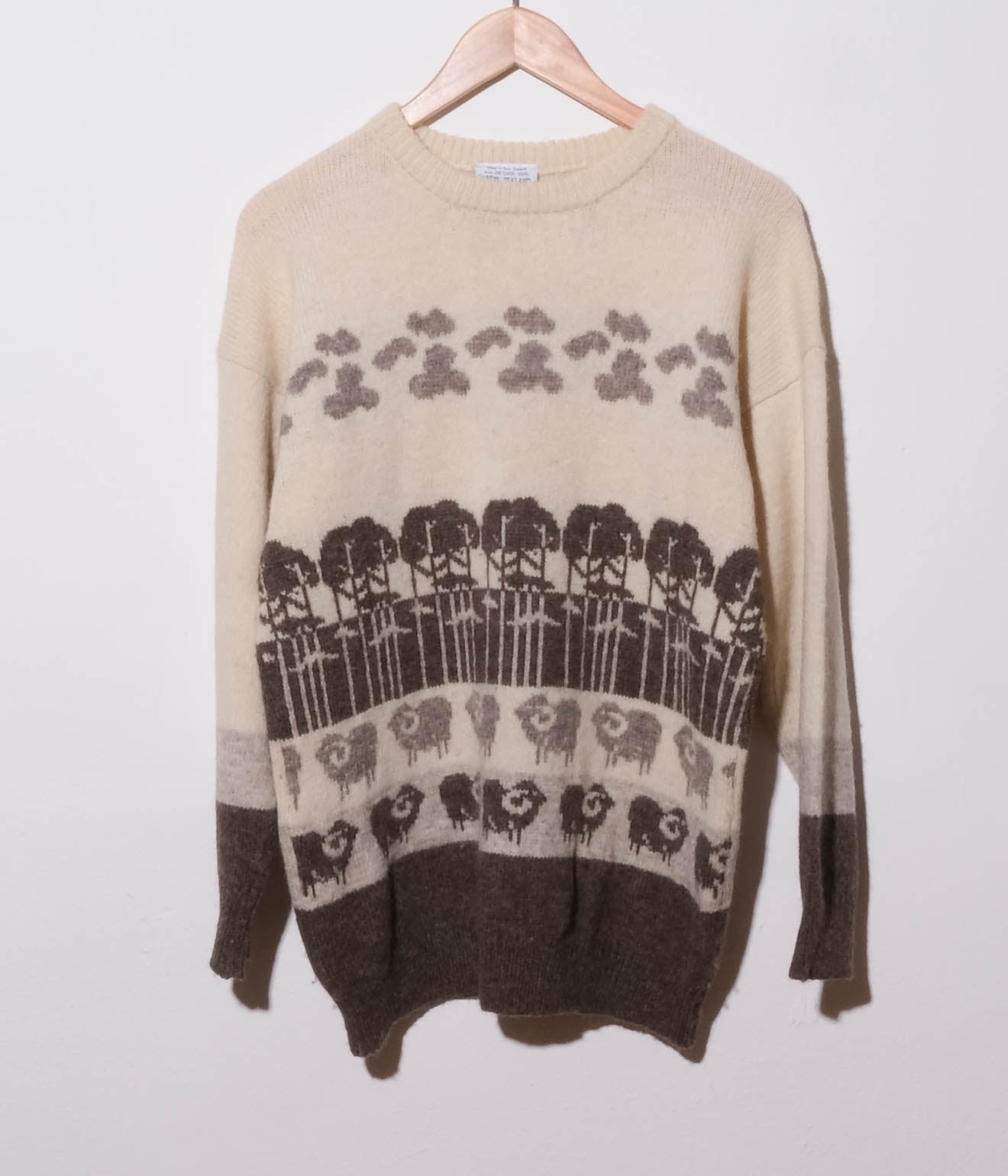 Sheep Sweater (White×Natural)