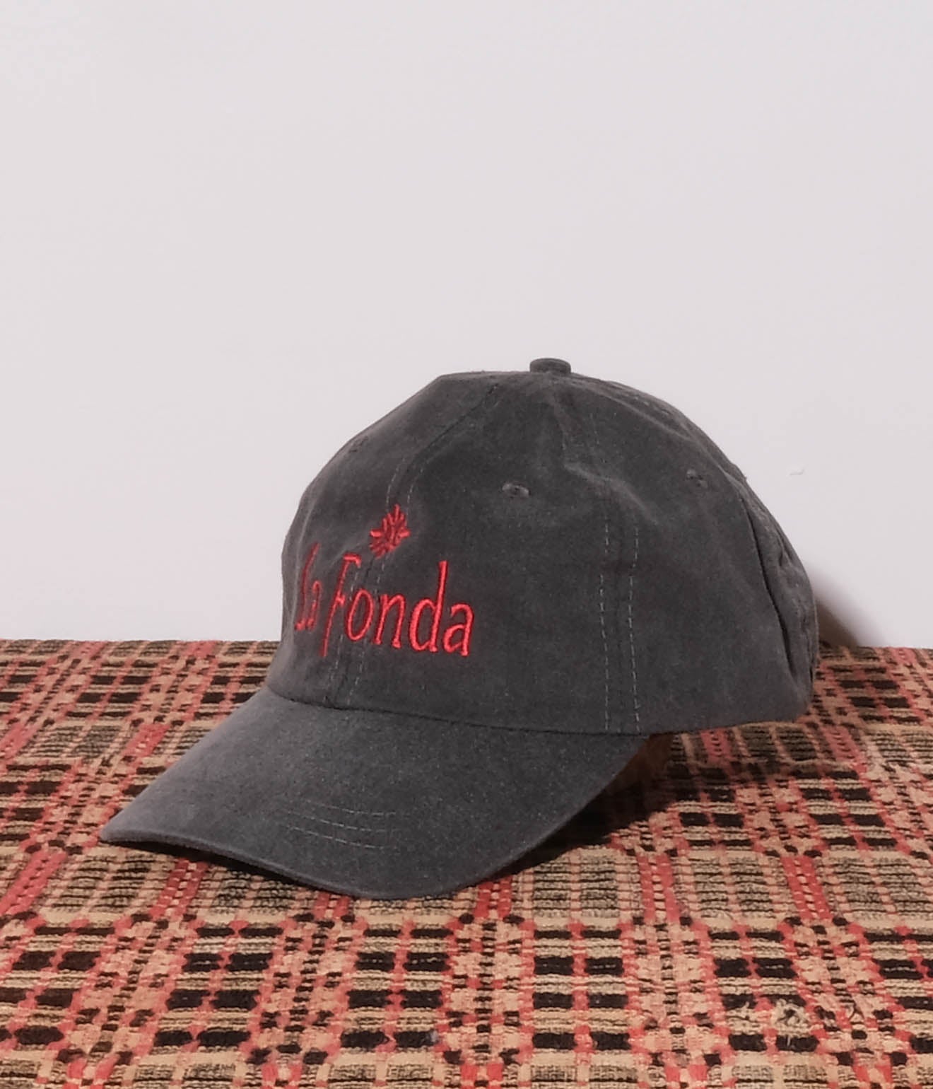 Souvenir Goods "La Fonda Hotel Cap" (Black×Red)