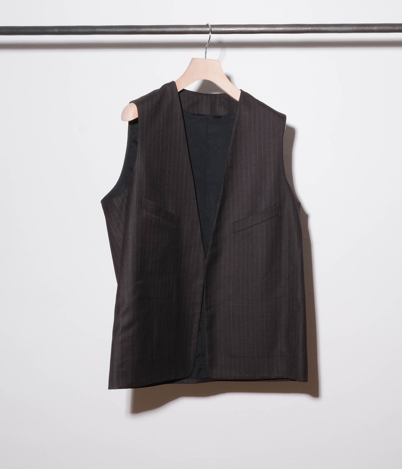 "Lea Boberg" D.W.VEST (Brown Stripe)