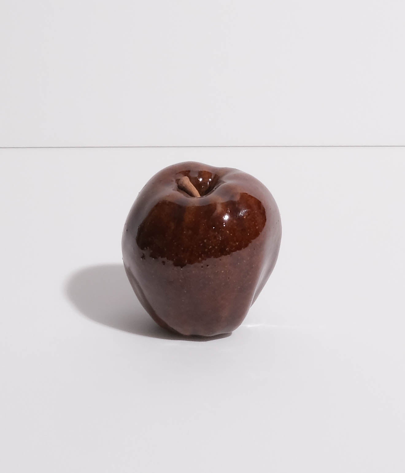 REDUCTION FACTORY. "Apple" (Candy Brown)