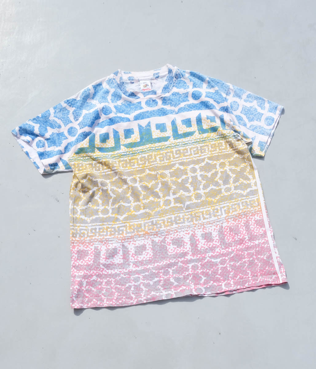 90's FRUIT OF THE LOOM Tee (Multi)